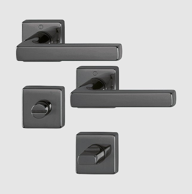 Hoppe Dallas lever complete with bathroom turn Polished black
