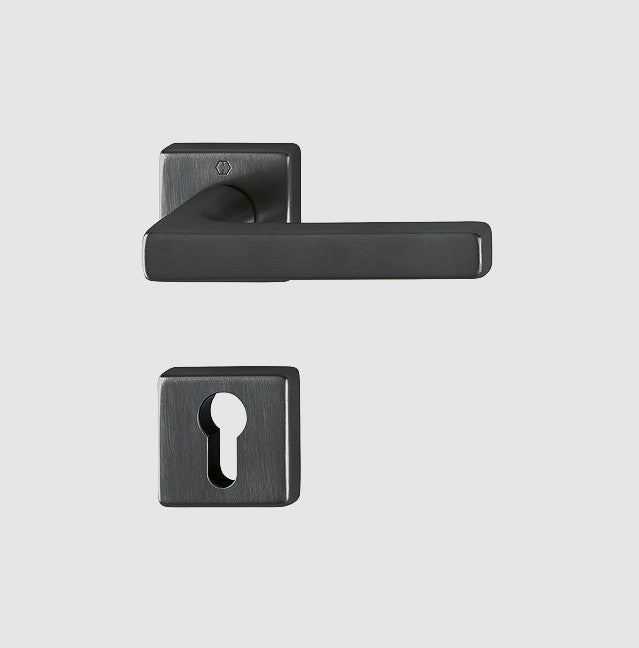 Hoppe 11724912 Dallas lever complete with euro escutcheons